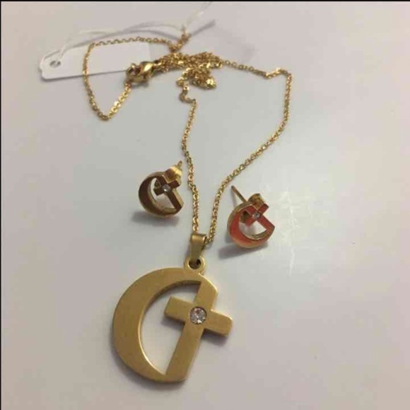 Jewelry - 𝅺STAINLESS steel necklace set